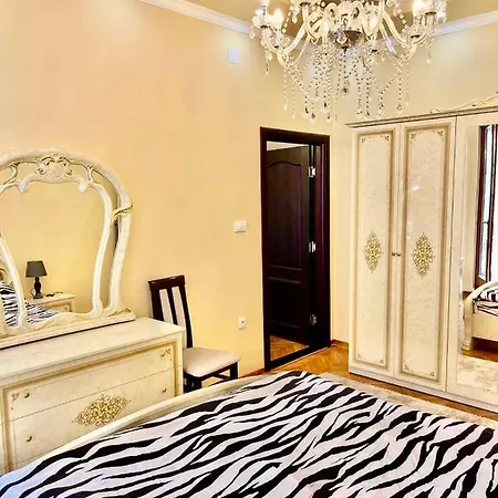 Heart Of A Historical Center Apartment *