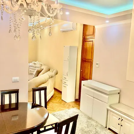 Heart Of A Historical Center Apartment *
